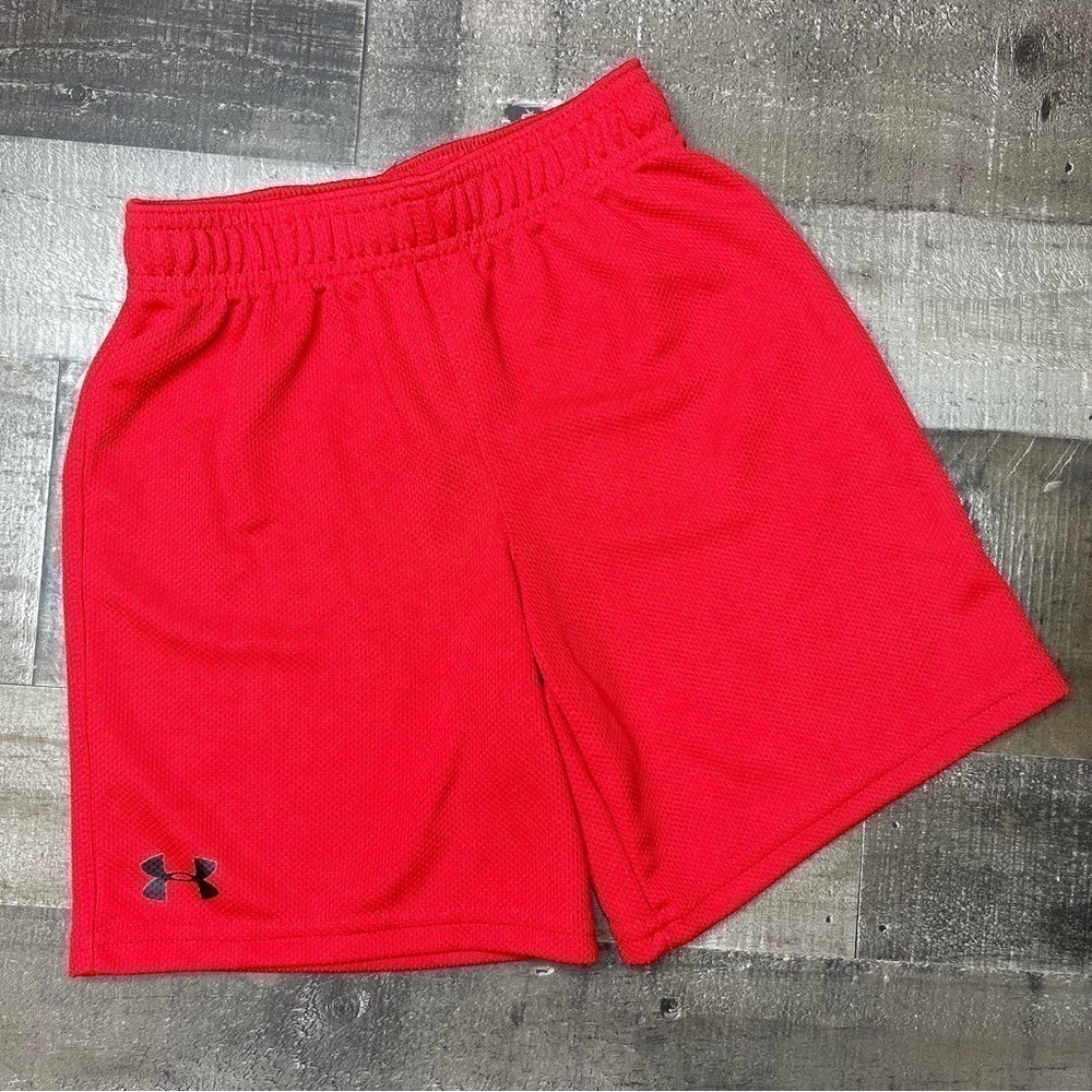 Under Armour Active Short boys size 6